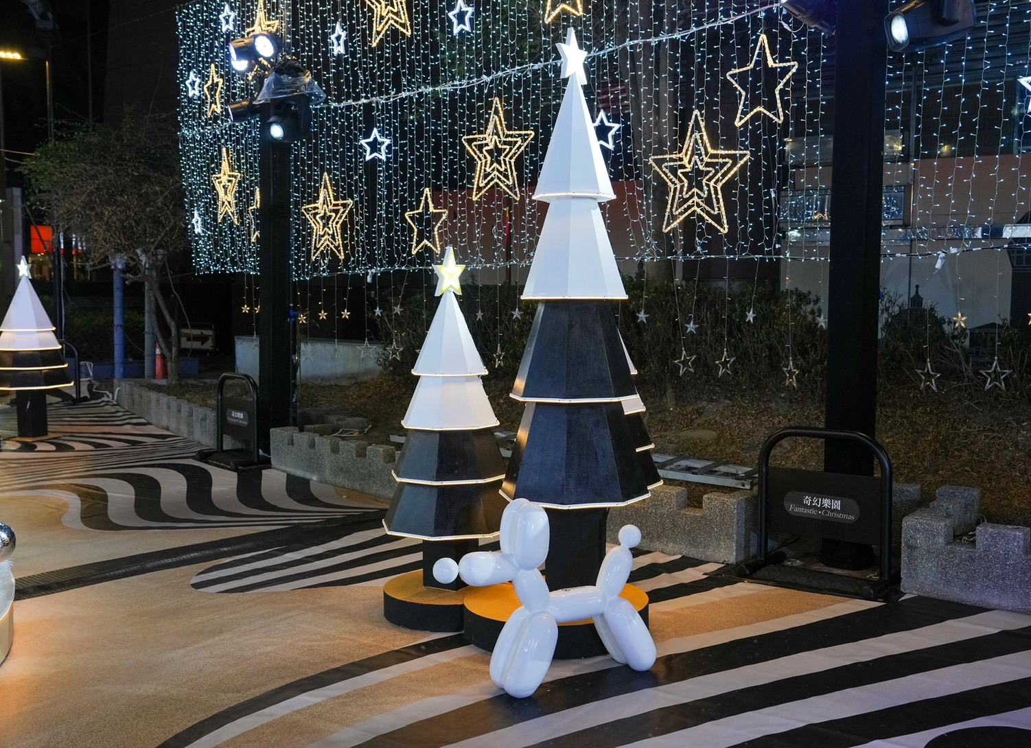 新光三越台南西門店聖誕樹