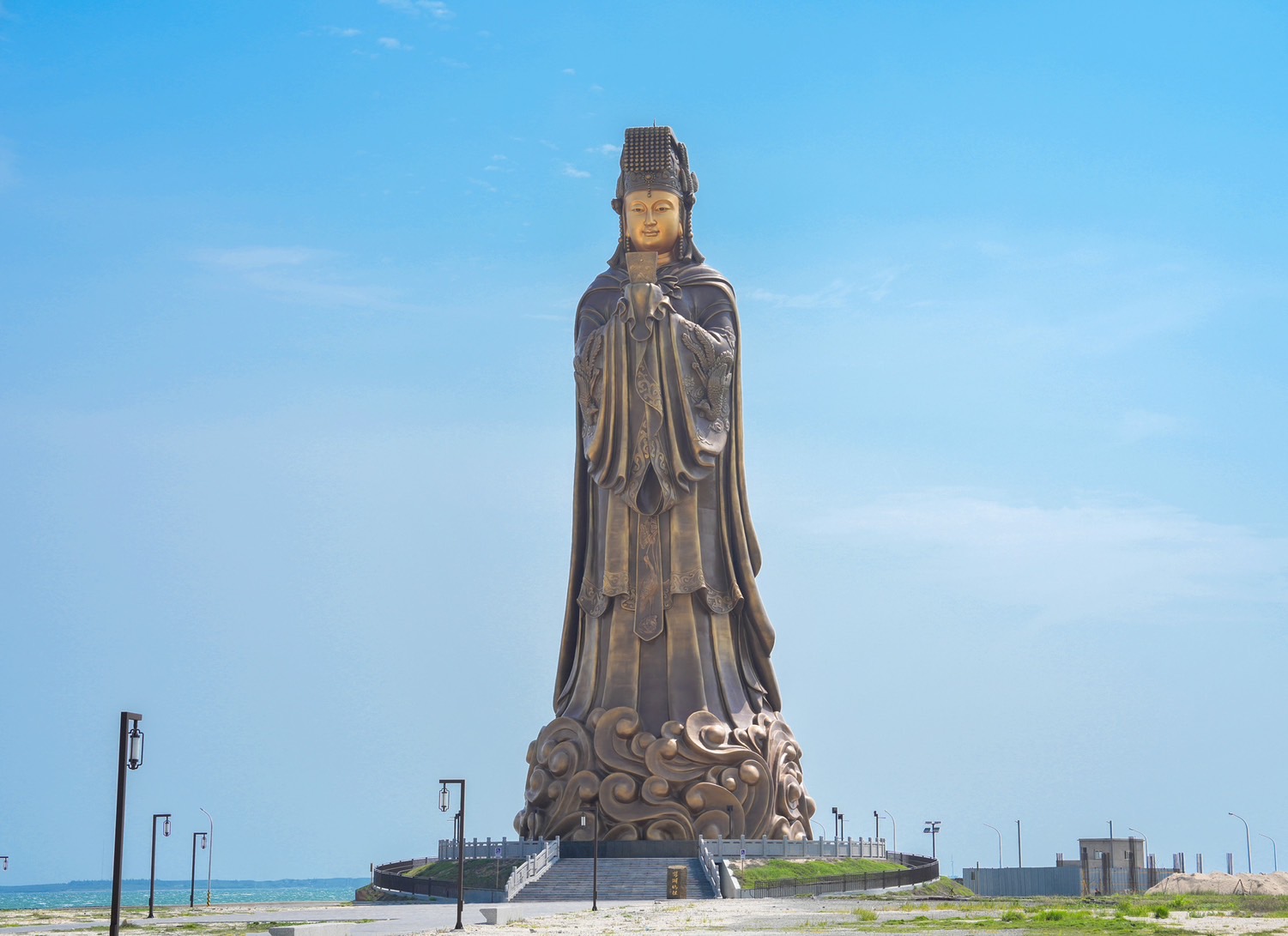 網站近期文章：【澎湖景點】澎湖媽祖觀光文化園區 銅像有48公尺高是全世界最高的重光媽祖銅像