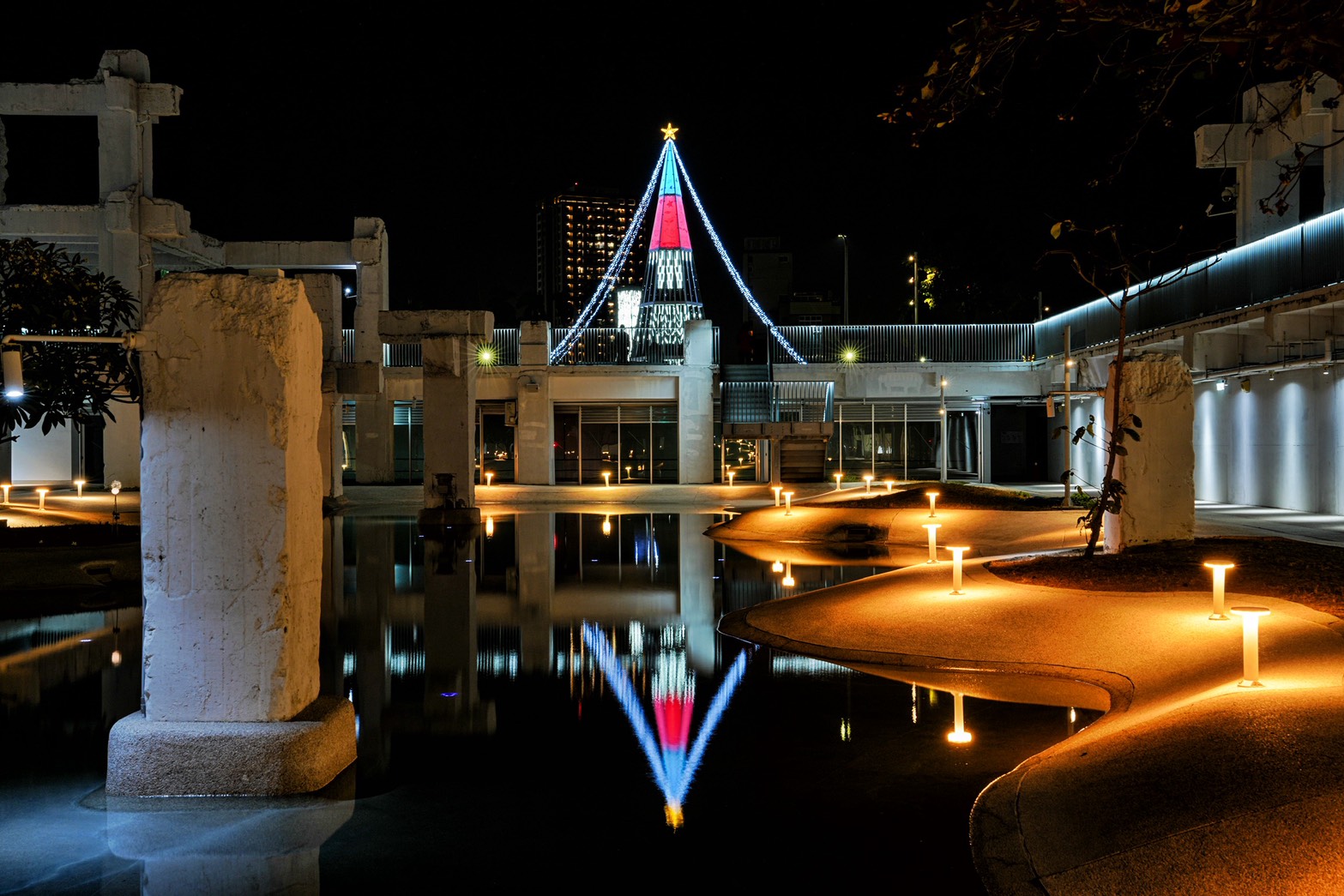 河樂廣場聖誕樹