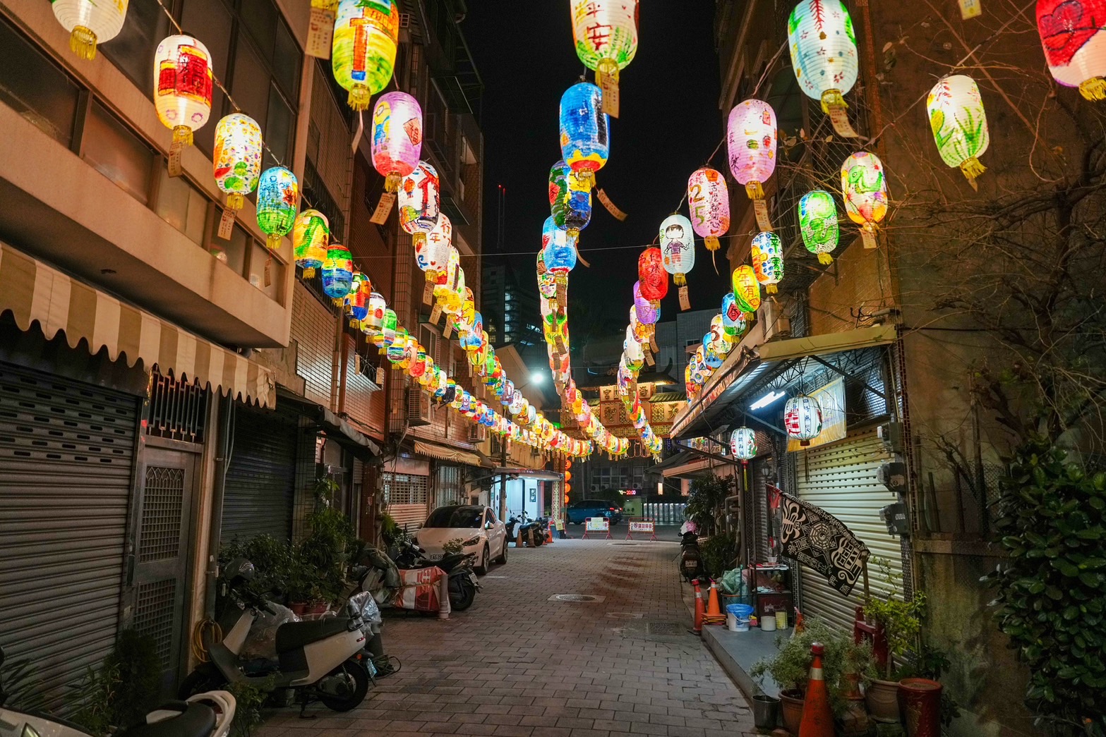 三郊鎮港海安宮蛇年海安燈會