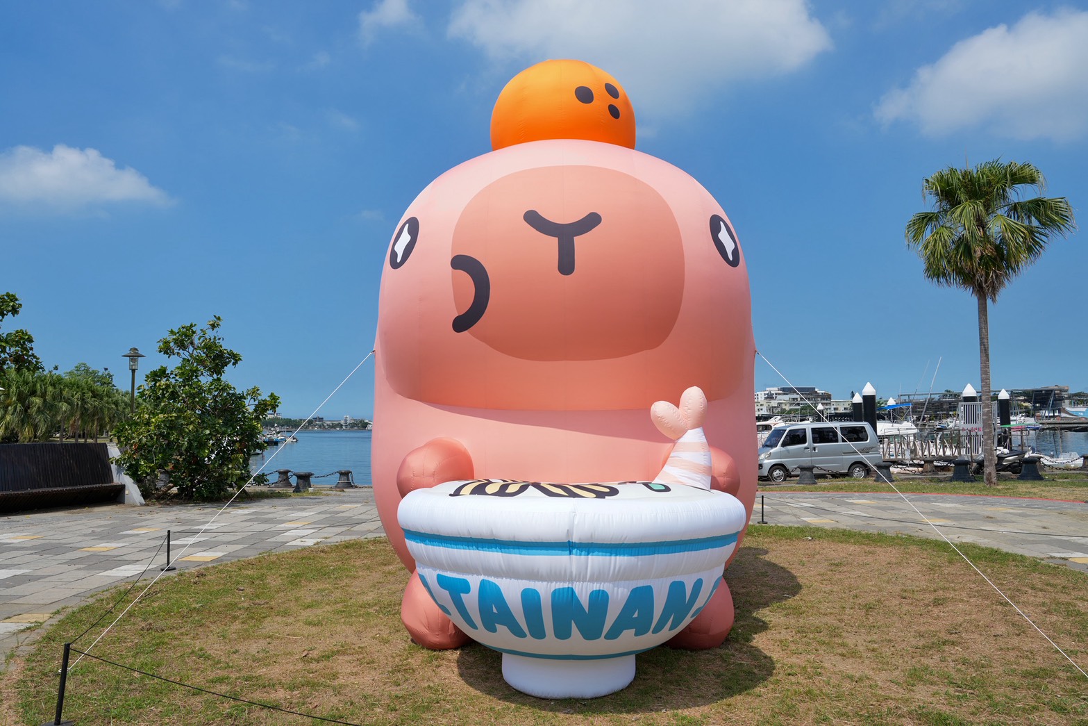 安平漁人碼頭 卡比胖拉