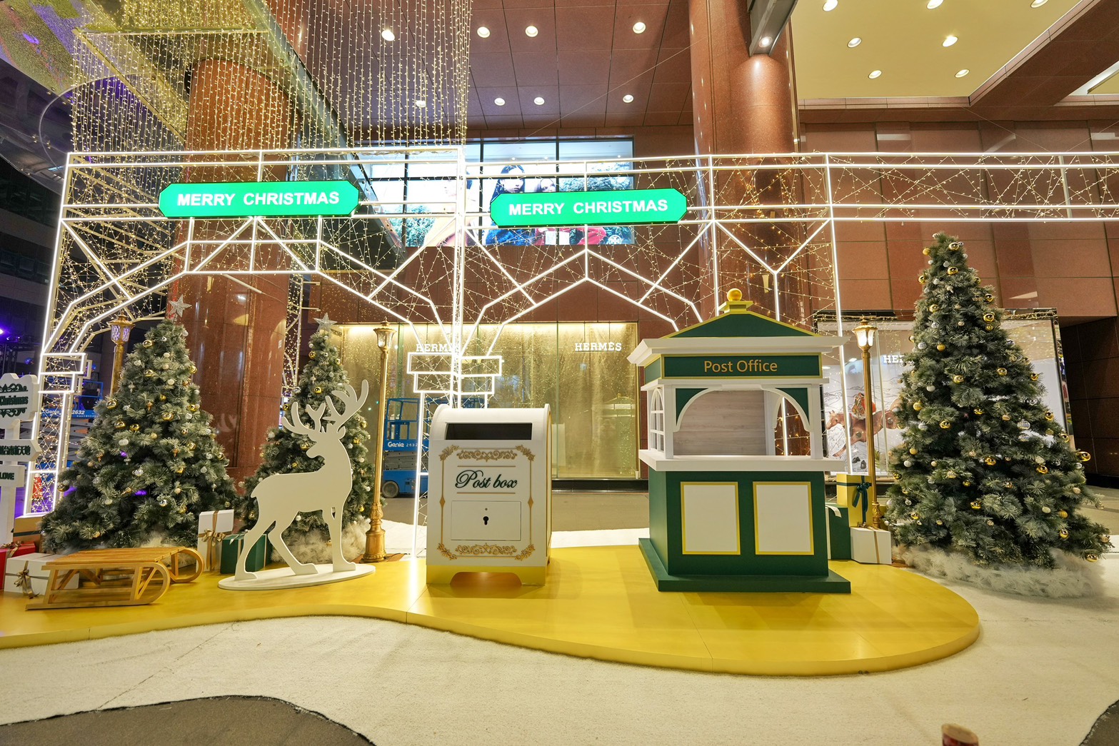 新光三越 台南西門新天地  聖誕樹