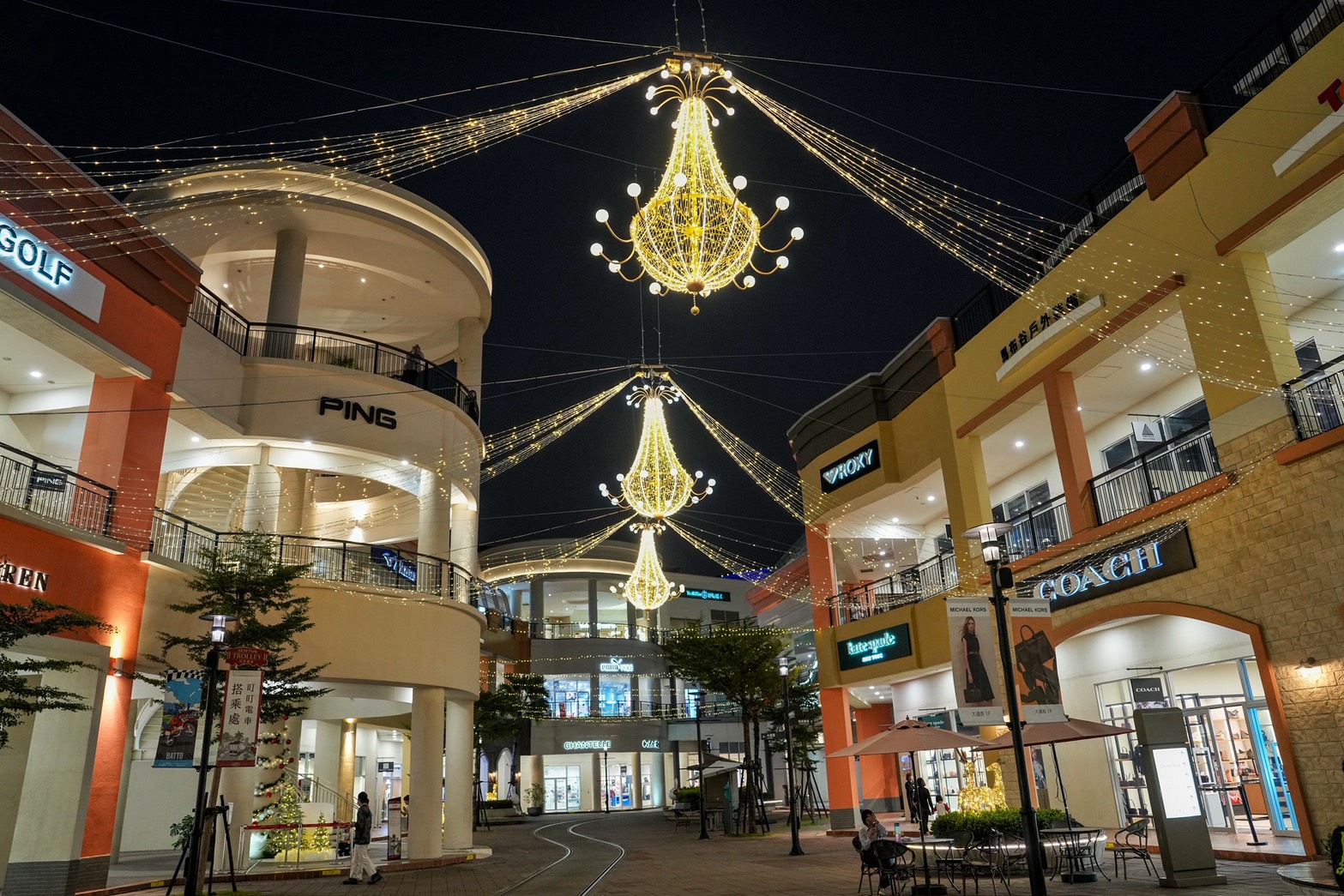 SKM Park Outlets 高雄草衙 聖誕樹