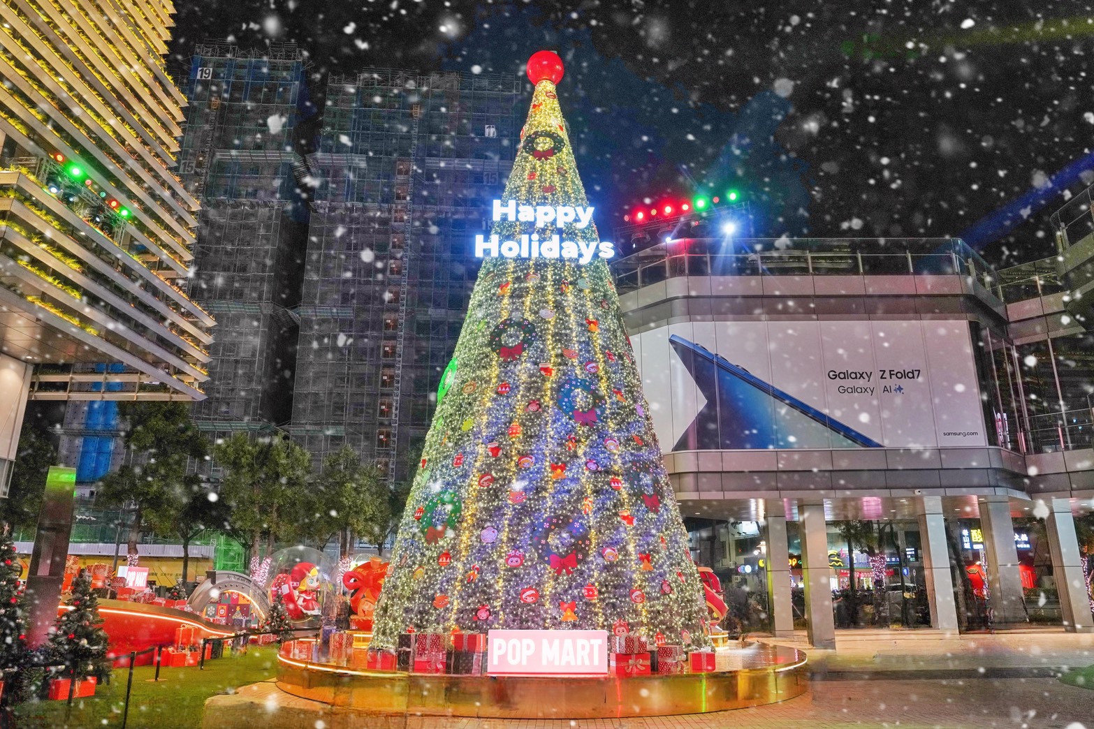 南紡購物中心 POP MART聖誕樹