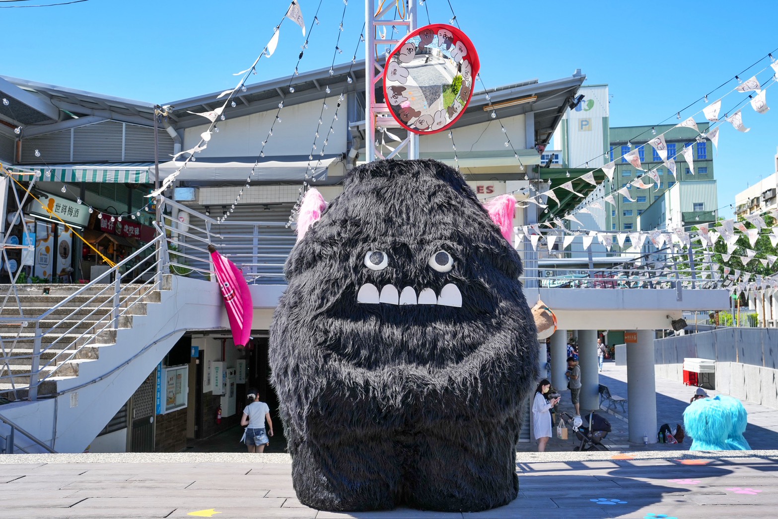 西市場
