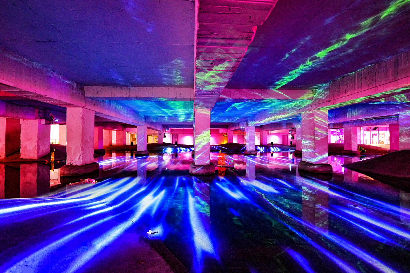 河樂廣場 LONG FLOW TAINAN 攏 Hô 樂
